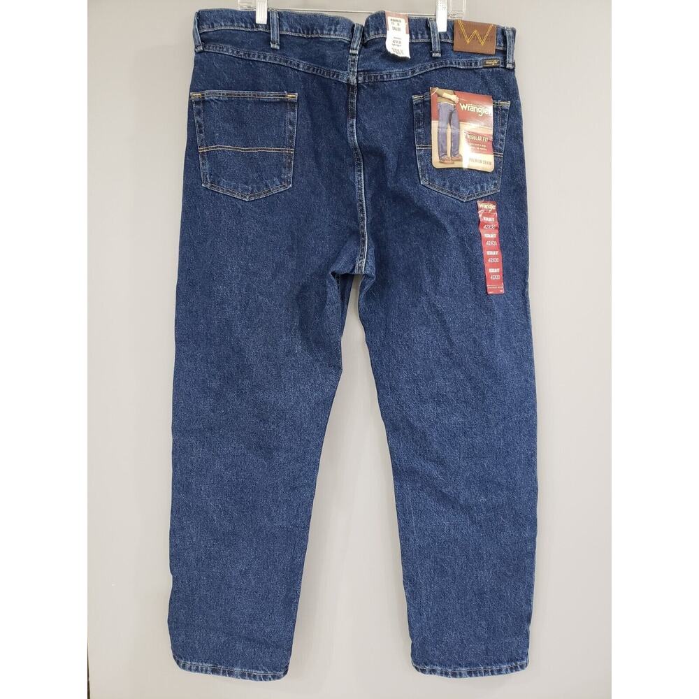 NEW Men's WRANGLER Size 42x30 Dark Wash Jeans Straight Leg - 100% Cotton